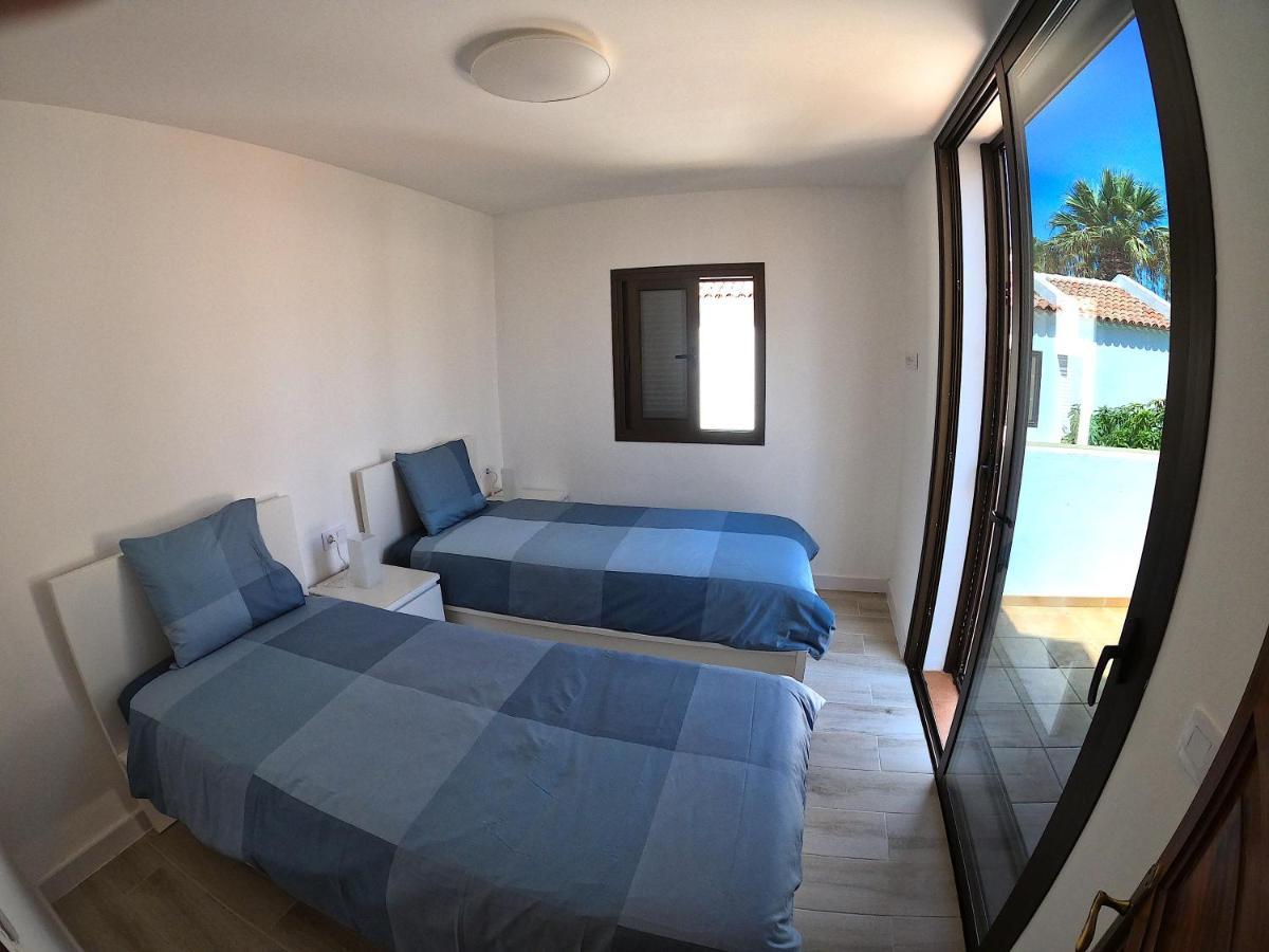 Parque Santiago I - 2 Bedroom - 1 Bathroom - Open Plan Living - Kitchen Area - Extra Large Balcony - First Floor Apartment Playa de las Americas  Exterior foto