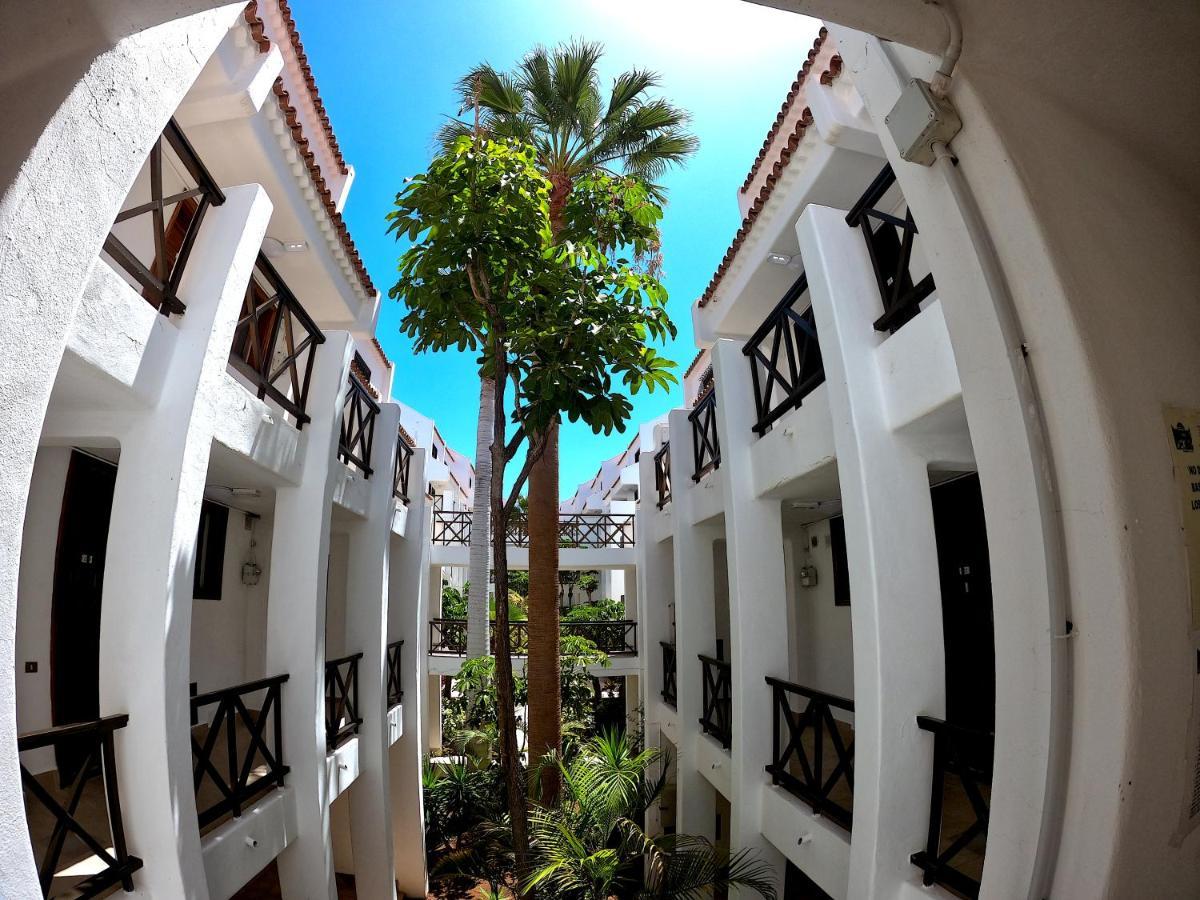Parque Santiago I - 2 Bedroom - 1 Bathroom - Open Plan Living - Kitchen Area - Extra Large Balcony - First Floor Apartment Playa de las Americas  Exterior foto