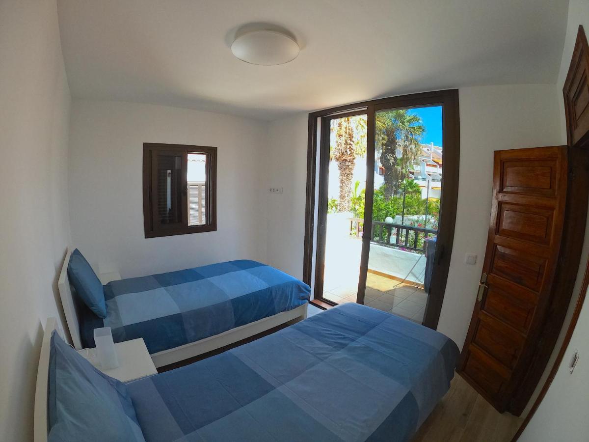Parque Santiago I - 2 Bedroom - 1 Bathroom - Open Plan Living - Kitchen Area - Extra Large Balcony - First Floor Apartment Playa de las Americas  Exterior foto