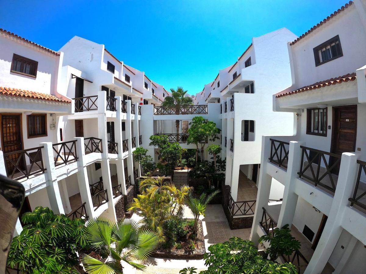 Parque Santiago I - 2 Bedroom - 1 Bathroom - Open Plan Living - Kitchen Area - Extra Large Balcony - First Floor Apartment Playa de las Americas  Exterior foto